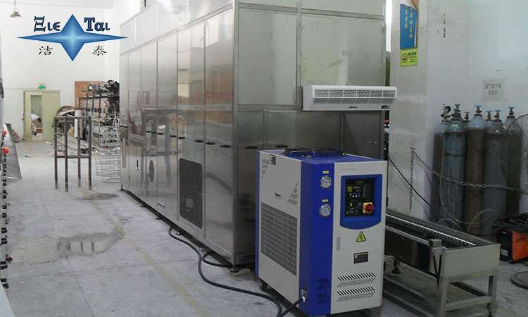 超聲波清洗機在清除化工管道內壁沉積物和化學(xué)物質(zhì)中的應用與優(yōu)勢